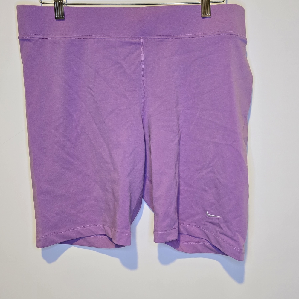 Nike Purple Women's Athletic Shorts